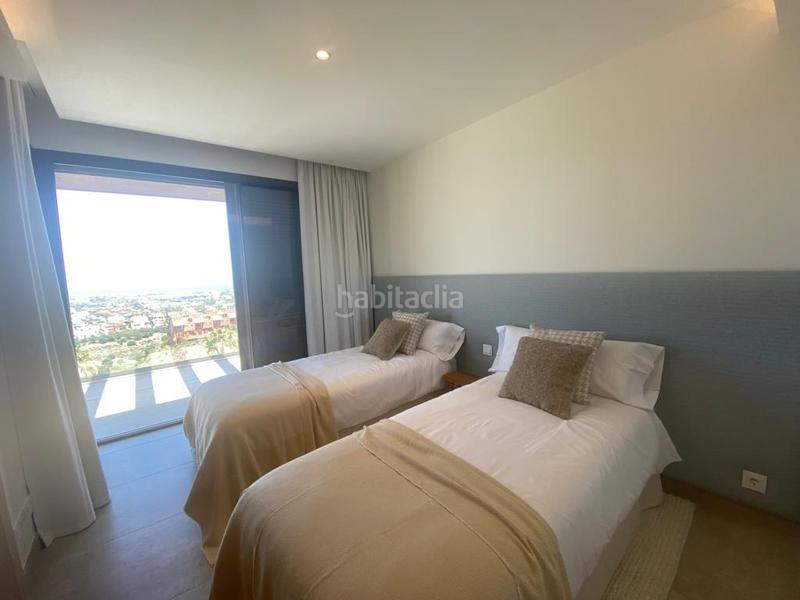 Foto 4c043794-1a66-4d97-99e6-d2aadbef6930. Chalet con riscaldamento parcheggio piscina in Benahavís pueblo Benahavís