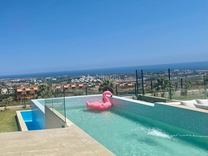 Foto 7fee61b7-7e5c-4717-90ba-6419e23c7fb8. Chalet con riscaldamento parcheggio piscina in Benahavís pueblo Benahavís