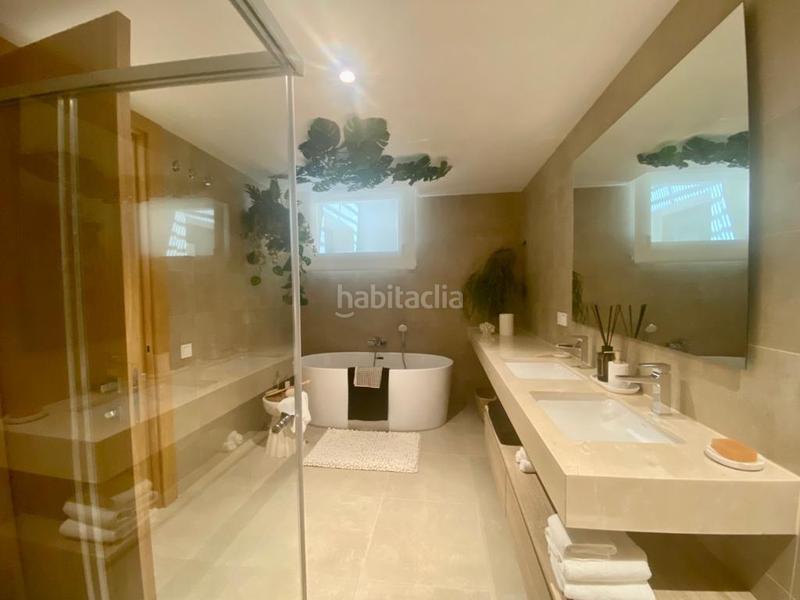 Foto 95833d3f-e1fc-4917-a743-a80c50b3f680. Chalet con riscaldamento parcheggio piscina in Benahavís pueblo Benahavís