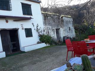 Masia a Jubrique. Maravillosa finca rústica en jubrique con placas solares y wifi