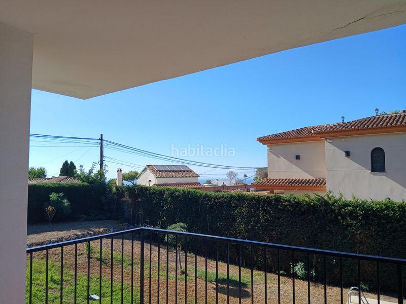 Foto 72553a6a-08dd-44be-9cc9-bd892af6315f. Xalet amb aparcament piscina a Centro Benalmádena