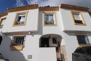 Maison jumelée à Torrecilla - La Cañada. Estilo y confort en marbella adosada con espacios amplios y ubic