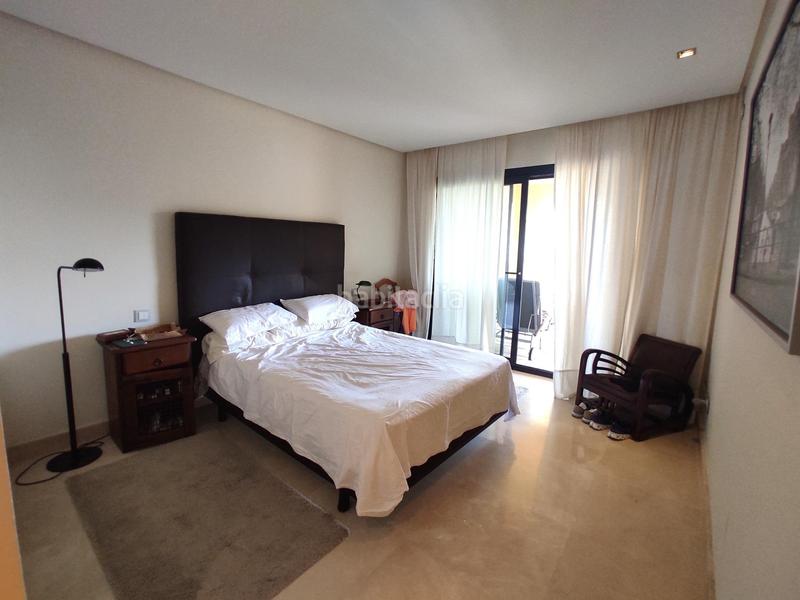 Foto 4d6b23a5-c077-4874-a37e-cb308548e636. Apartament amb calefacció aparcament piscina a La Quinta Benahavís