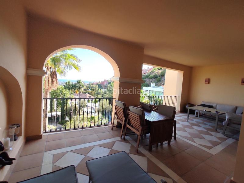 Foto 60a91b8b-a2c2-46a3-9484-17133dc81f57. Apartament amb calefacció aparcament piscina a La Quinta Benahavís