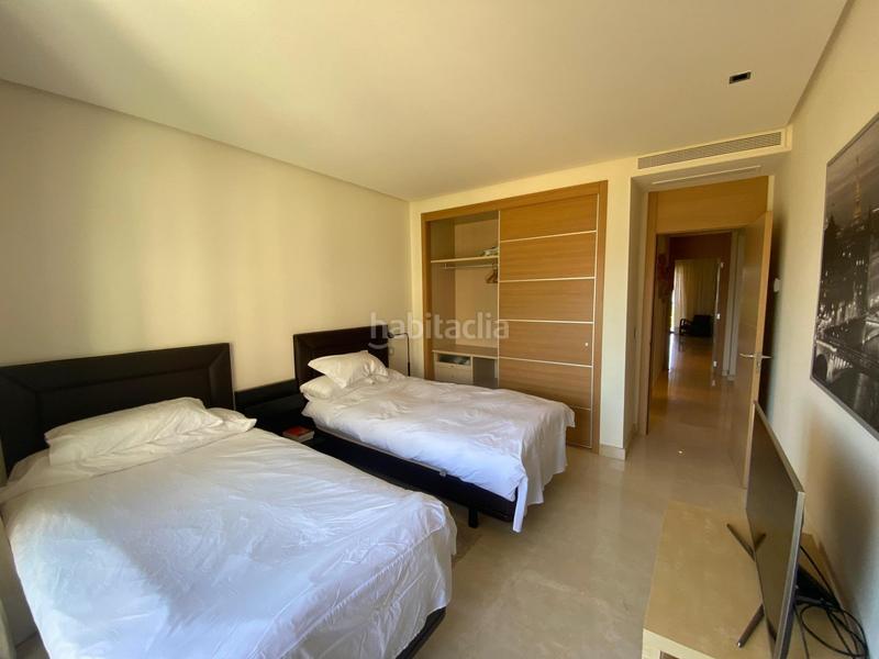 Foto b305279f-1f08-43c3-a9c0-86121ad345ac. Apartament amb calefacció aparcament piscina a La Quinta Benahavís