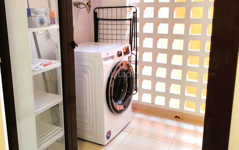 Foto b2e46780-4610-4cc5-9fa4-f35e536d9238. Apartament amb aparcament piscina a San Luis de Sabinillas Manilva