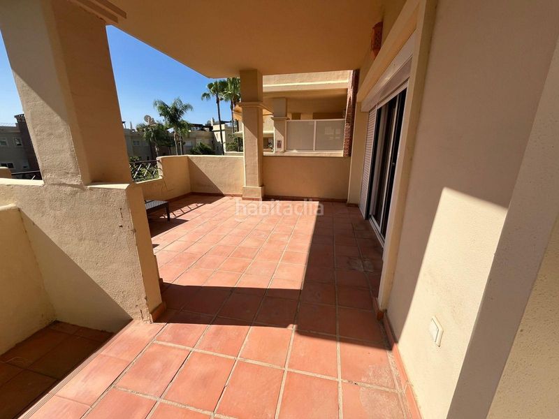 Foto 37f92858-b6ea-4768-9edb-75370d367ff2. Apartament amb aparcament piscina a Los Flamingos Benahavís
