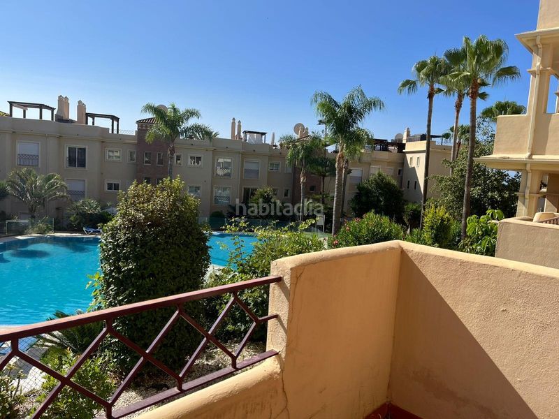 Foto baf0dc48-9693-42be-842a-6654f938b52a. Apartament amb aparcament piscina a Los Flamingos Benahavís