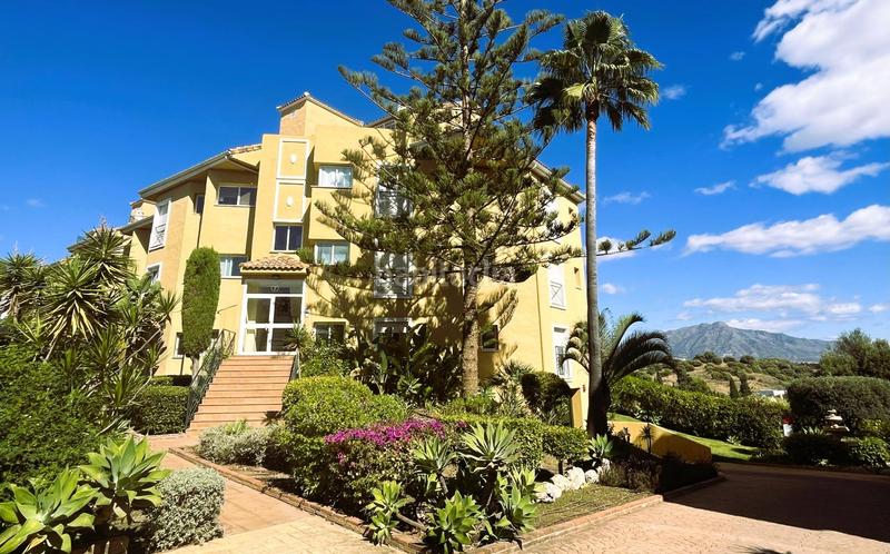 Foto 2b2a06f3-d6d3-417a-8eab-62096a0f5899. Appartement mit parking pool in Bel - Air Estepona