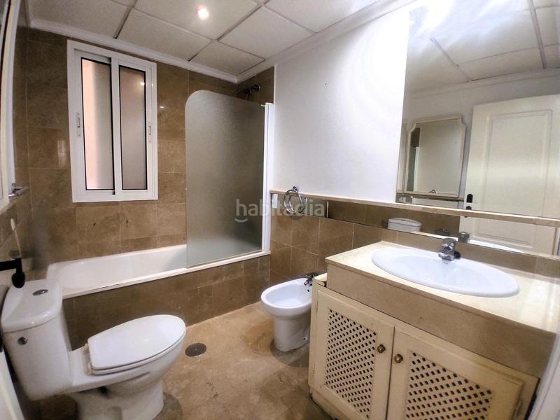 Foto 68cf1130-06ad-49a6-bf13-c51fe2eca397. Apartamento en Playa Bajadilla - Puertos Marbella