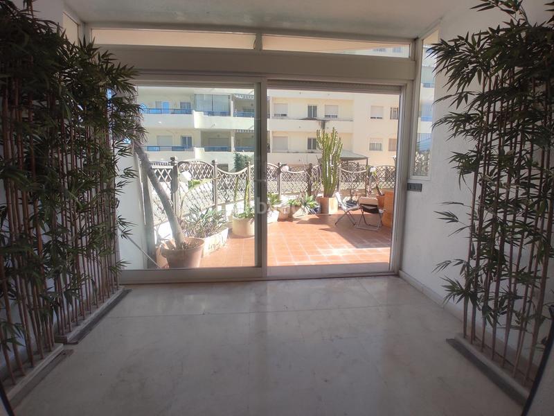 Foto ee3e970c-bf97-4bc2-9d70-7c0184f04a44. Appartement avec parking piscine dans Playa Bajadilla - Puertos Marbella