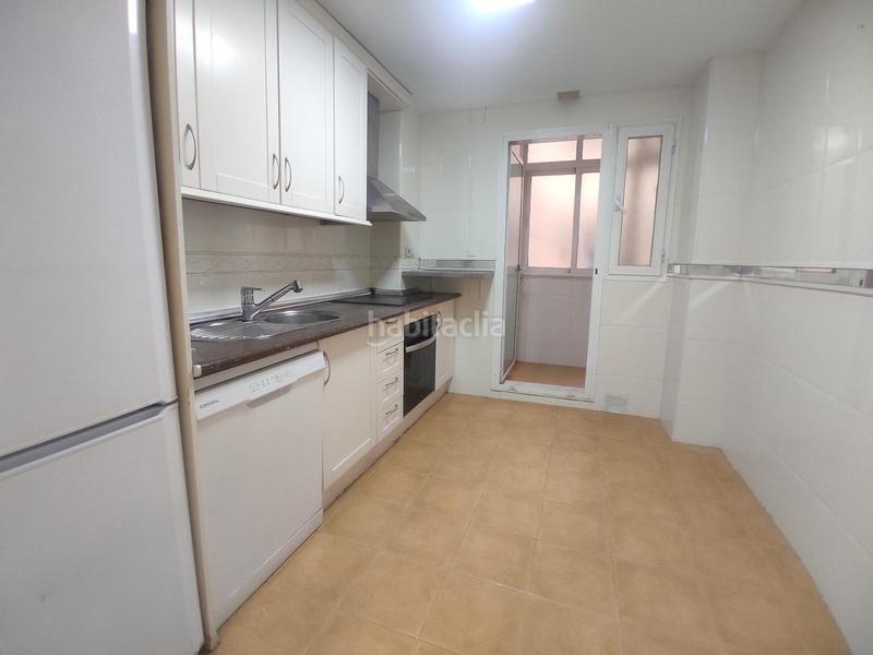 Foto 5143391b-6f46-476d-a416-4cea32a05def. Appartement mit parking pool in Playa Bajadilla - Puertos Marbella