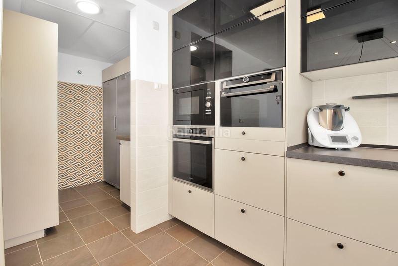 Foto 8b5be21f-1980-4a0f-81b3-e5bc9a6158fb. Casa a schiera con parcheggio in Doña Julia Golf Casares