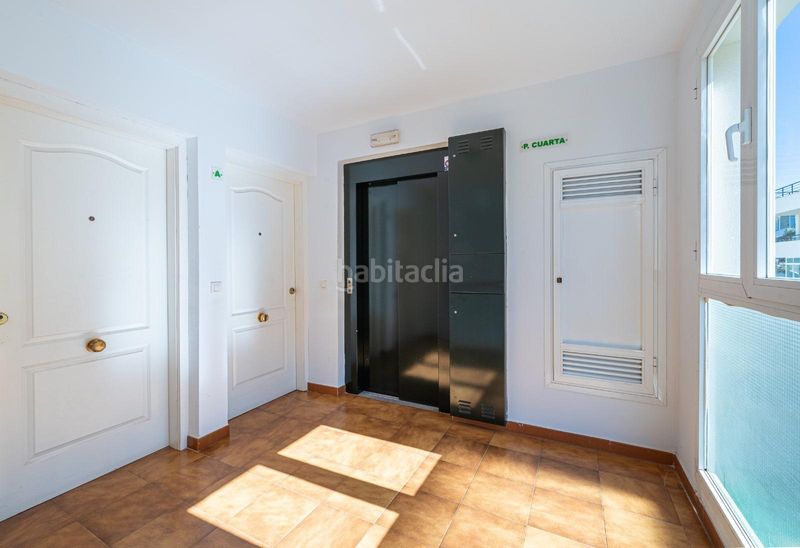 Foto d1b262e7-a0a5-4c51-ad88-e337a1d5f7ef. Àtic amb calefacció aparcament piscina a Calahonda Mijas