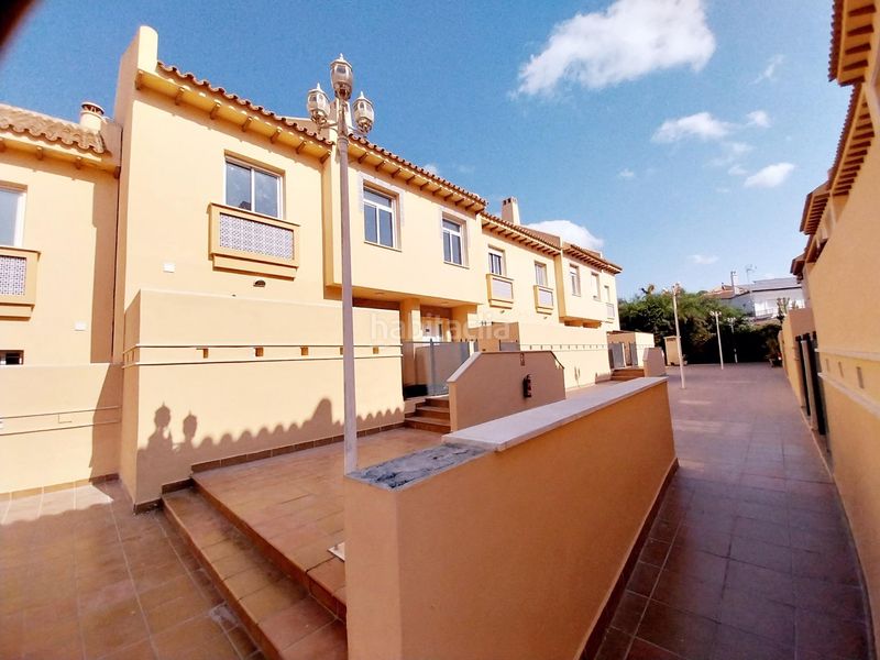 Foto 4632b61f-2a69-413b-acd1-276cfc61cd74. Casa adossada amb calefacció aparcament piscina a Mijas