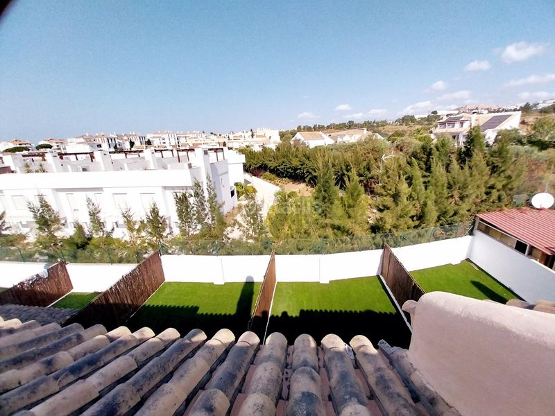 Foto 6a784a7d-9110-44cc-8388-62f72c2ba294. Casa adossada amb calefacció aparcament piscina a Mijas