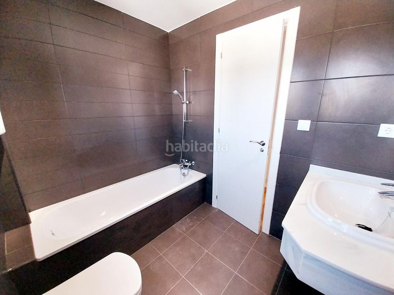 Foto d2b7b1ee-31d1-4250-95bb-ce34834e23fa. Casa adossada amb calefacció aparcament piscina a Mijas