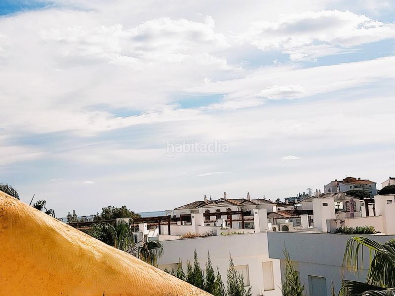 Foto a5cc1c09-696a-4c99-87b2-12c51076245e. Casa adossada amb calefacció aparcament piscina a Mijas