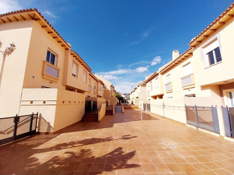 Foto b821492a-2047-4bb5-b38f-c21dafb7f24c. Casa adossada amb calefacció aparcament piscina a Mijas