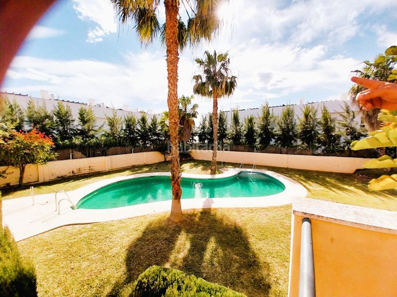 Foto eb67d46b-e132-4ab5-b664-4991064bb218. Casa adossada amb calefacció aparcament piscina a Mijas