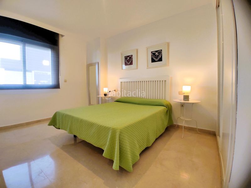 Foto ca35912d-96e8-400b-a4db-9352691cac2d. Apartament amb piscina a Playa Bajadilla - Puertos Marbella