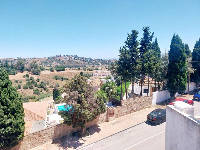 Foto 192e6e33-d6bd-4257-b522-97c12ffa69c4. Casa adossada amb calefacció piscina a Mijas golf Mijas