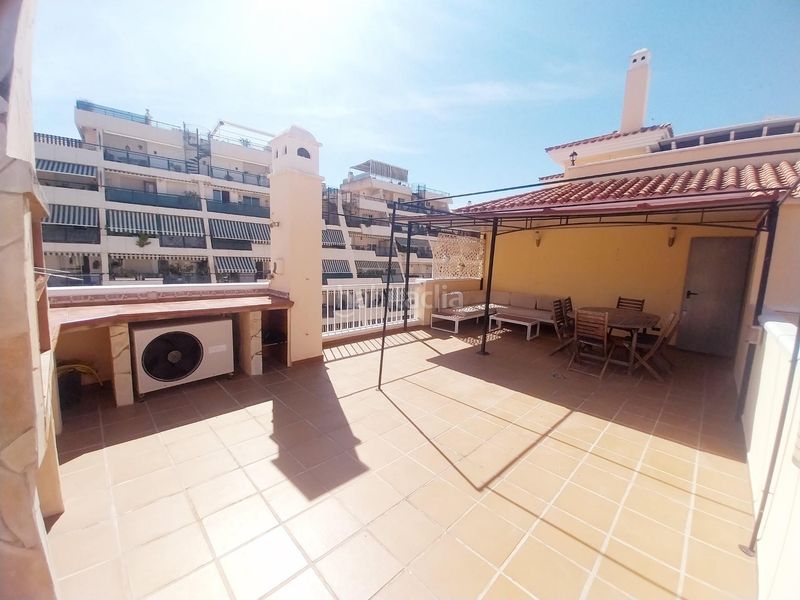 Foto e92cc2f7-c9b1-4f5a-9a18-f09f5e93a88e. Àtic amb calefacció aparcament piscina a Zona Centro Comercial Torrequebrada Benalmádena