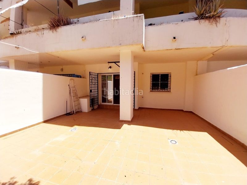 Foto 0160647a-9969-40b0-9684-7155cb3bce93. Planta baixa amb calefacció aparcament piscina a Benalmádena