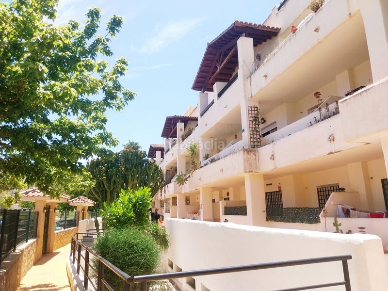 Foto a963da24-7c4e-4aa6-93ac-bd545dbba017. Planta baixa amb calefacció aparcament piscina a Benalmádena