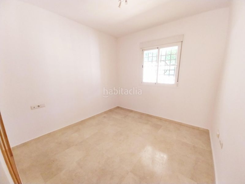 Foto b6b6e9a1-e982-46ef-9f0a-30d0ea48290b. Planta baixa amb calefacció aparcament piscina a Benalmádena