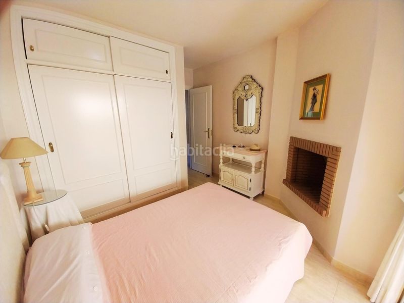 Foto 662fdcb6-0868-4ff6-82f1-2a8f28acb00c. Apartamento  de esquina con amplia terraza a solo unos pasos de la playa de luna beach Calahonda en Mijas
