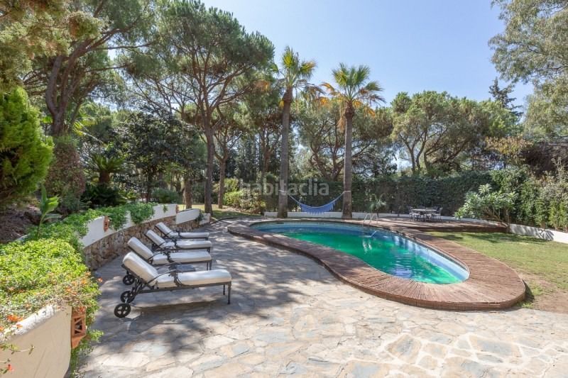 Foto 6d604900-f459-4dac-841e-3fe5a524228b. Xalet amb calefacció aparcament piscina a Calahonda Mijas