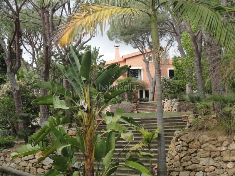 Foto b6ff0209-9051-4780-b525-40a747a64b50. Xalet amb calefacció aparcament piscina a Calahonda Mijas