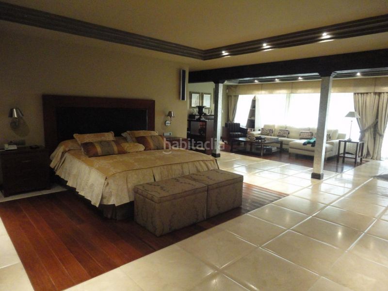 Foto bd8a33c5-b24c-42e4-8464-8656ae3d0e54. Xalet amb calefacció aparcament piscina a Calahonda Mijas