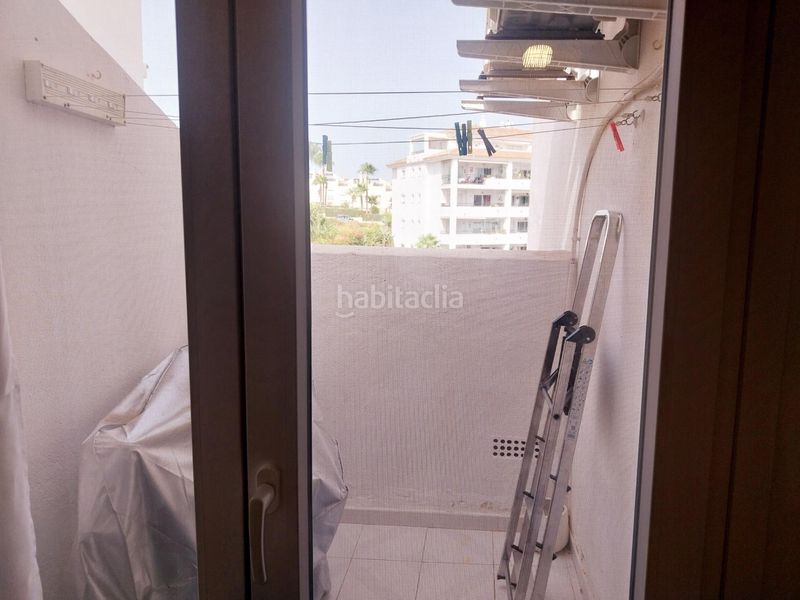 Foto 4a12e96c-10bb-482f-9a4c-e637d0f151f5. Dúplex amb calefacció aparcament piscina a Calahonda Mijas