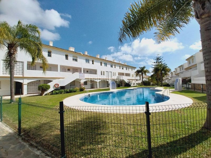 Foto 66bb1654-4793-4516-bc66-559814432042. Dúplex amb calefacció aparcament piscina a Calahonda Mijas