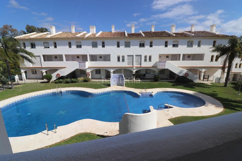 Foto 6fe704a1-5aa0-4e92-88f6-1edc2177079b. Dúplex amb calefacció aparcament piscina a Calahonda Mijas