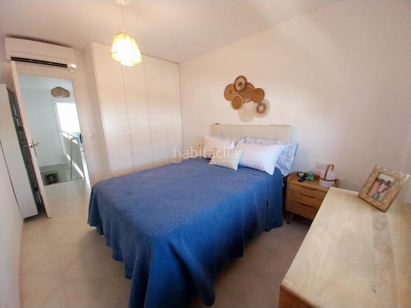 Foto d4679564-3fbe-49c2-bd69-668ee1e6697e. Dúplex amb calefacció aparcament piscina a Calahonda Mijas