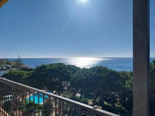 Rent Apartment  Calle alhamar 13. Apartamento en primera linea de playa en calahonda alquiler mini