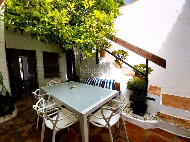 Foto 0af78ed7-3dab-437a-8889-bb22f176a906. Location maison avec parking dans Calahonda Mijas
