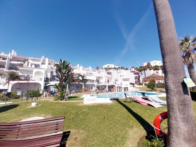 Foto a7e30b83-0fe9-48de-b3f1-3441d270d0ce. Location duplex avec parking piscine dans Calahonda Mijas