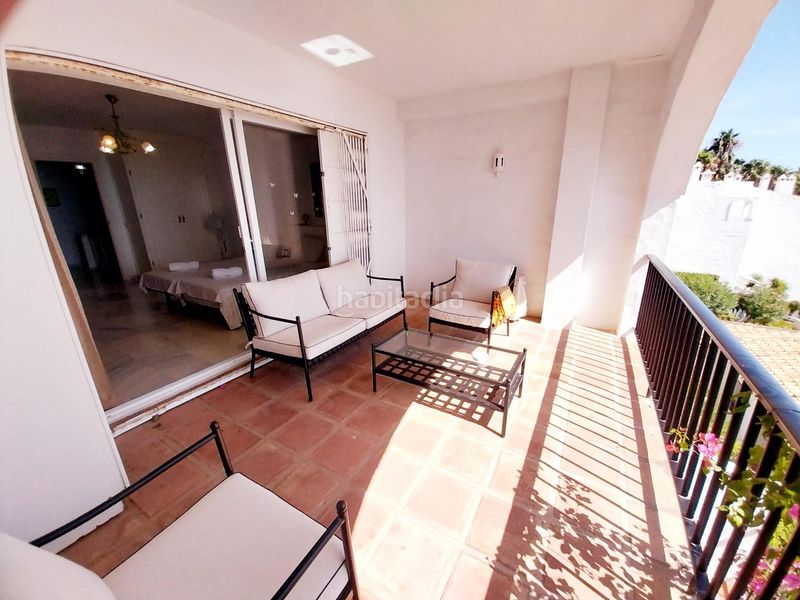 Foto a902e2b5-e089-4a92-83c6-ebaa8e068d39. Location duplex avec parking piscine dans Calahonda Mijas