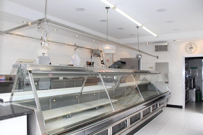 Foto 6240997e-0f79-4b82-8d33-78cd38afe61f. Local comercial carnicería en irún en Pinar - Anaka - Belaskoenea Irun