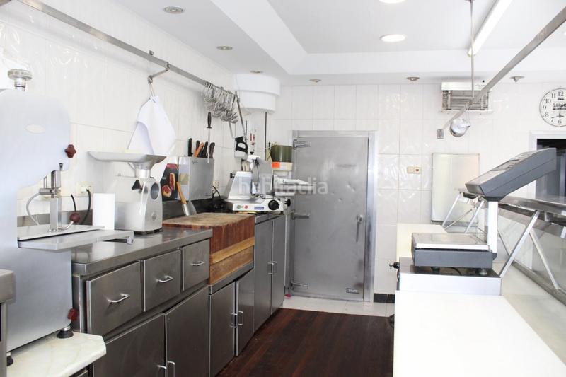 Foto 67eecf75-8269-42a3-9b75-8216387a7d88. Local comercial carnicería en irún en Pinar - Anaka - Belaskoenea Irun