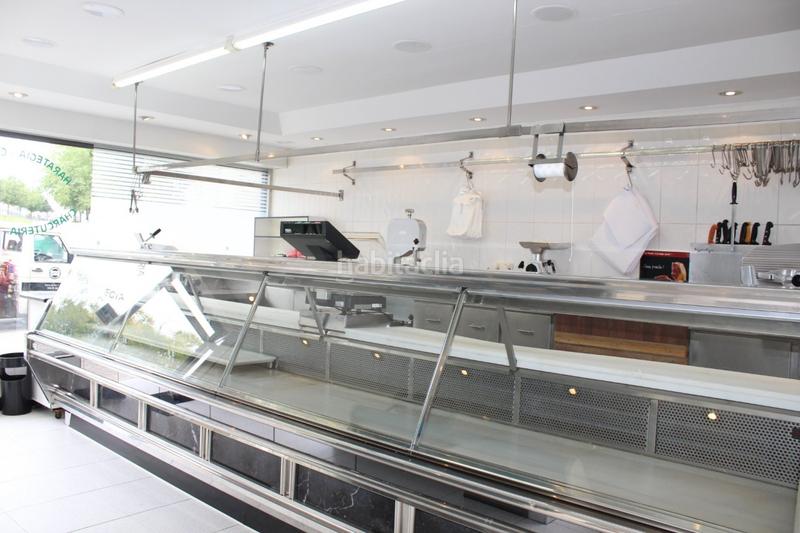 Foto a5cd305f-c9ae-4074-b323-02623dec21c7. Local comercial carnicería en irún en Pinar - Anaka - Belaskoenea Irun