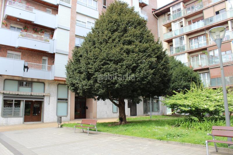 Foto 3707b745-b27b-462d-bc50-25cbe9ce9080. Local commercial dans Palmera - Dumboa - Arbes Irun