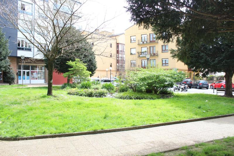 Foto 3baf776a-127a-419c-ae5a-fc77ad85d9e0. Local commercial dans Palmera - Dumboa - Arbes Irun