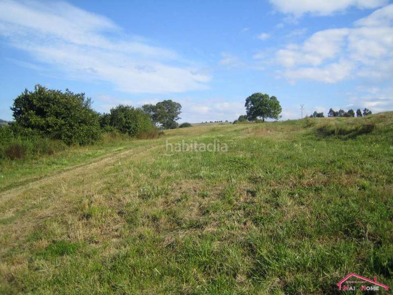 Foto 95a2e4ec-e998-43e1-9069-fad7feca8a45. Terrain résidentiel dans Reocín