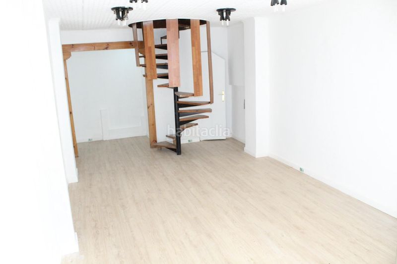 Foto 0a6ef4c8-99cf-4937-8d83-991457e867eb. Rent business premise in Centro - Mendibil - Santiago Irun