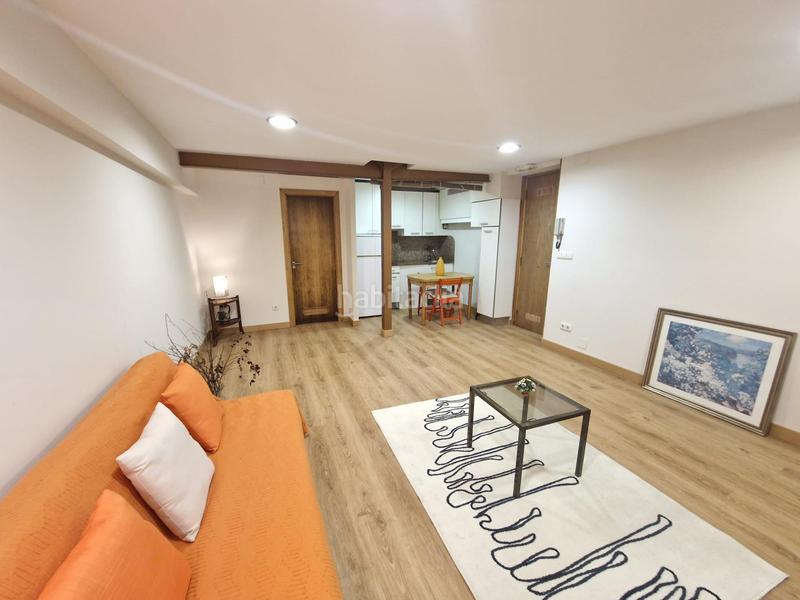 Foto 793d7413-8085-42ce-8969-0ff89522f908. Local comercial a Área Romántica Donostia - San Sebastián